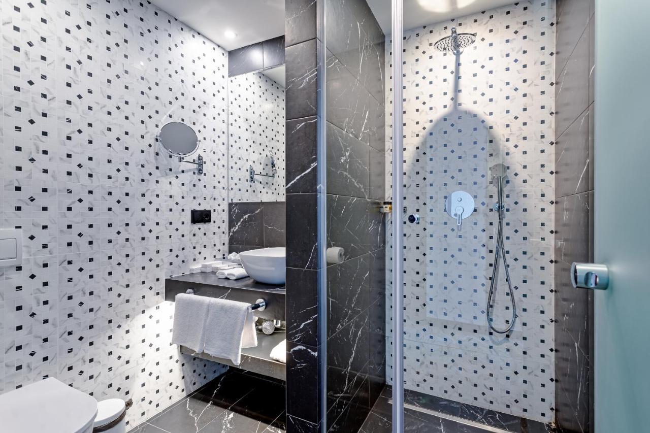 Taberne Boutique Hotel Tbilisi Esterno foto